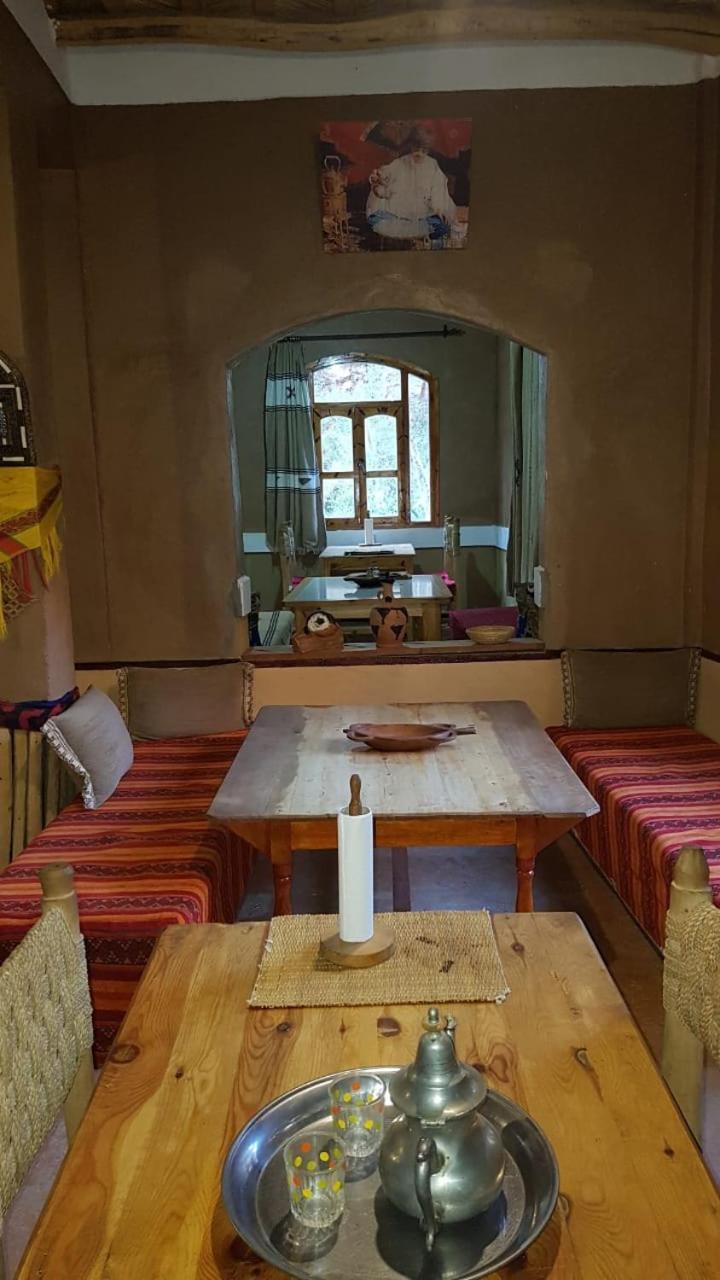 Riad Pizzeria Marhaba Akhendachou n'Ait Ouffi Exterior photo