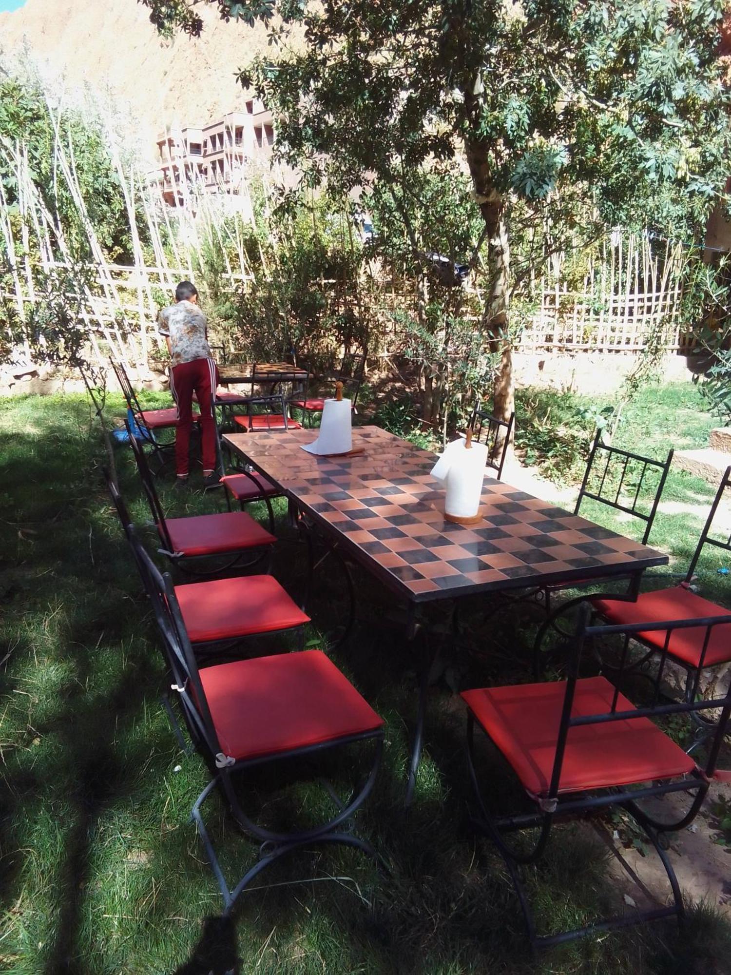 Riad Pizzeria Marhaba Akhendachou n'Ait Ouffi Exterior photo